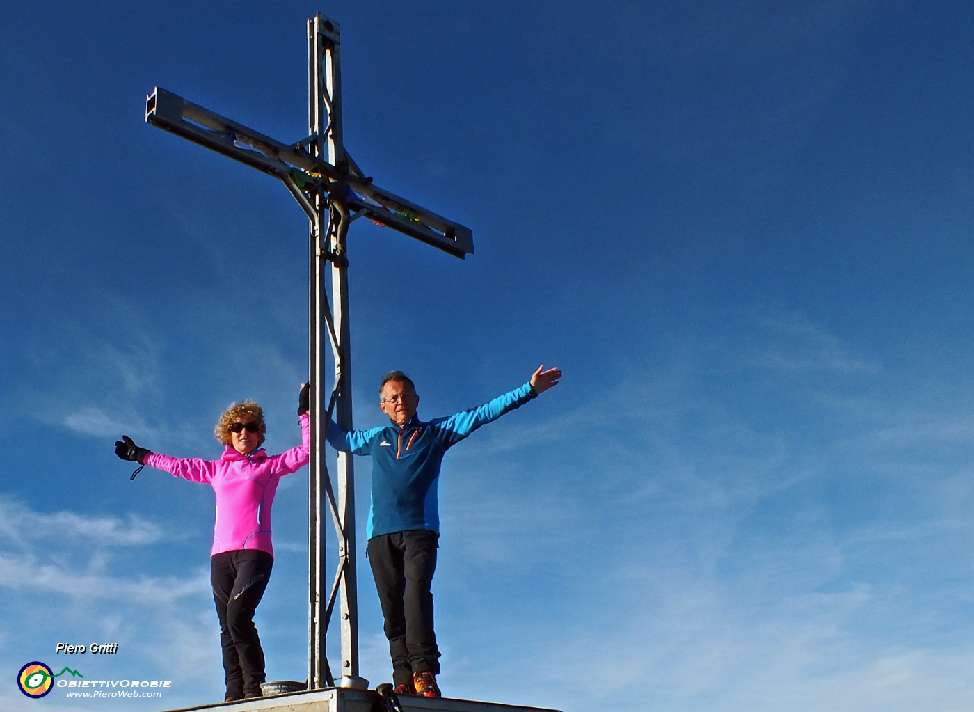60 In vetta al Monte Venturosa (1999 m).JPG